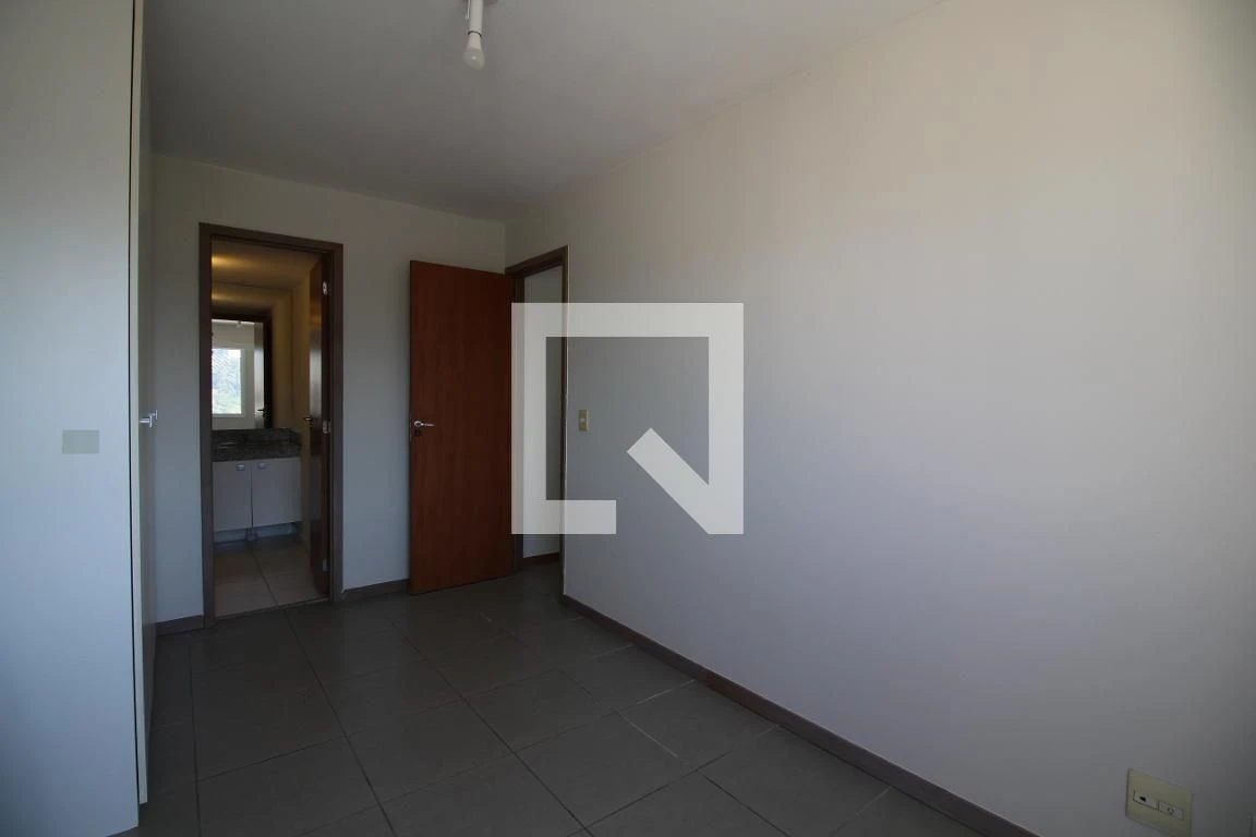 Home office in a 3-bedroom apartment, 115 m² — photo 28