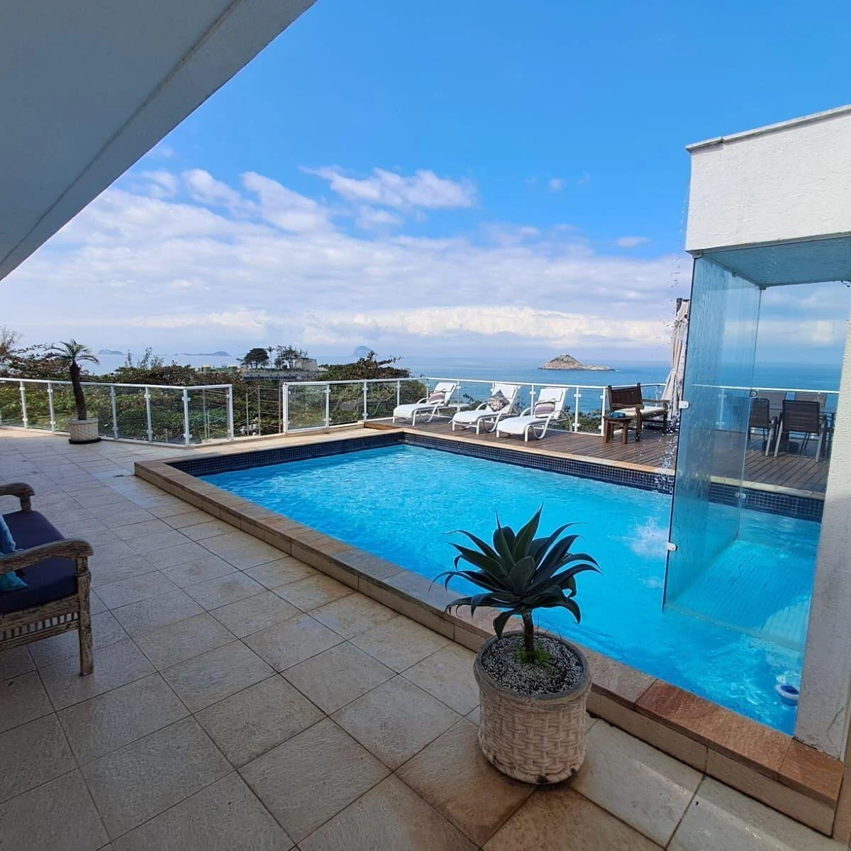 Furnished 4-bedroom house with 1450 m² and 4 parking — photo 44