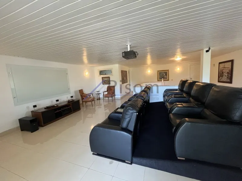 Rental house with 4 en-suite bedrooms and 4 parking spots — photo 32