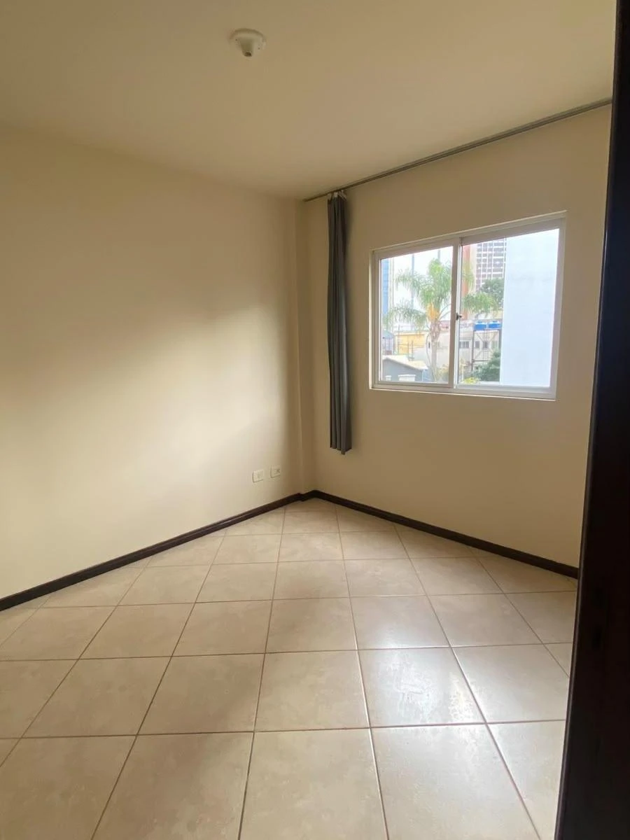 One-bedroom, 40 m² apartment in Curitiba — photo 5