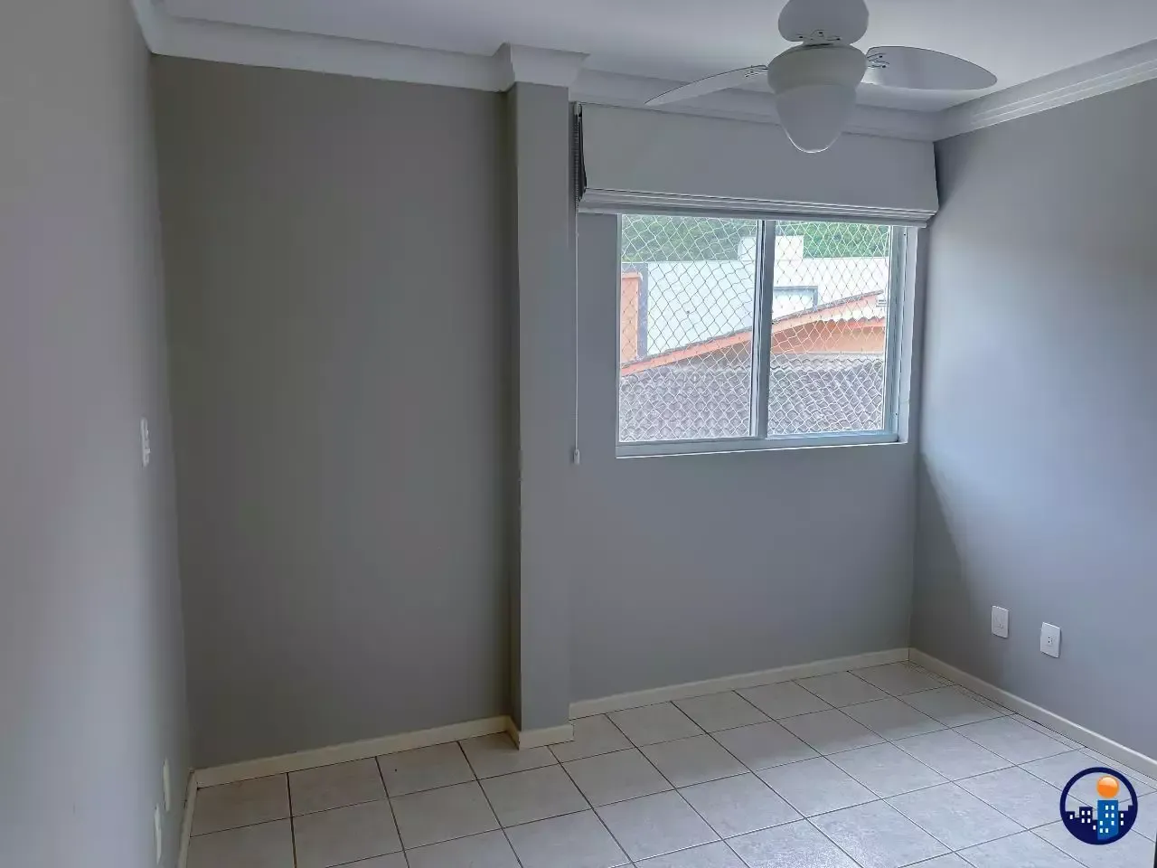 Furnished house with 3 bedrooms and 400 m² in a gated community — photo 13