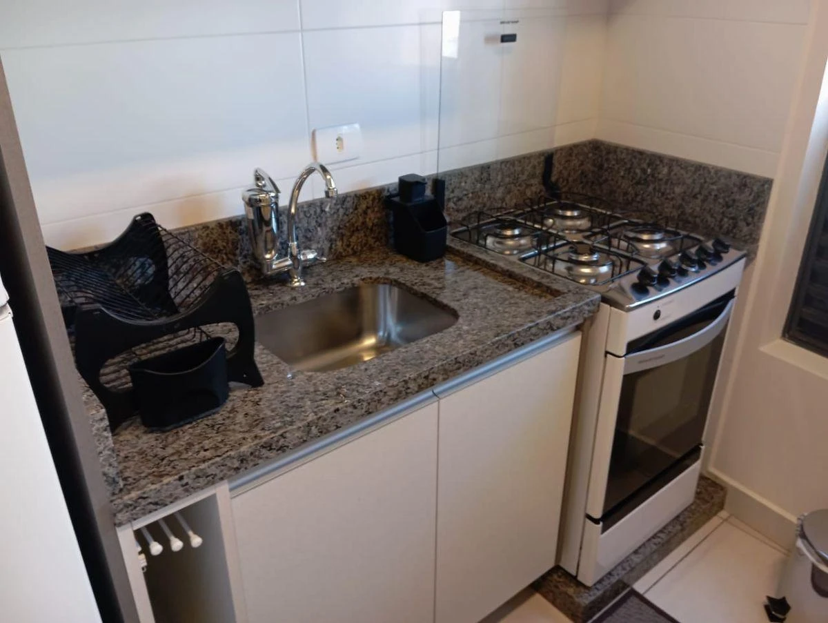 Furnished one-bedroom, 40 m² apartment in Curitiba — photo 10