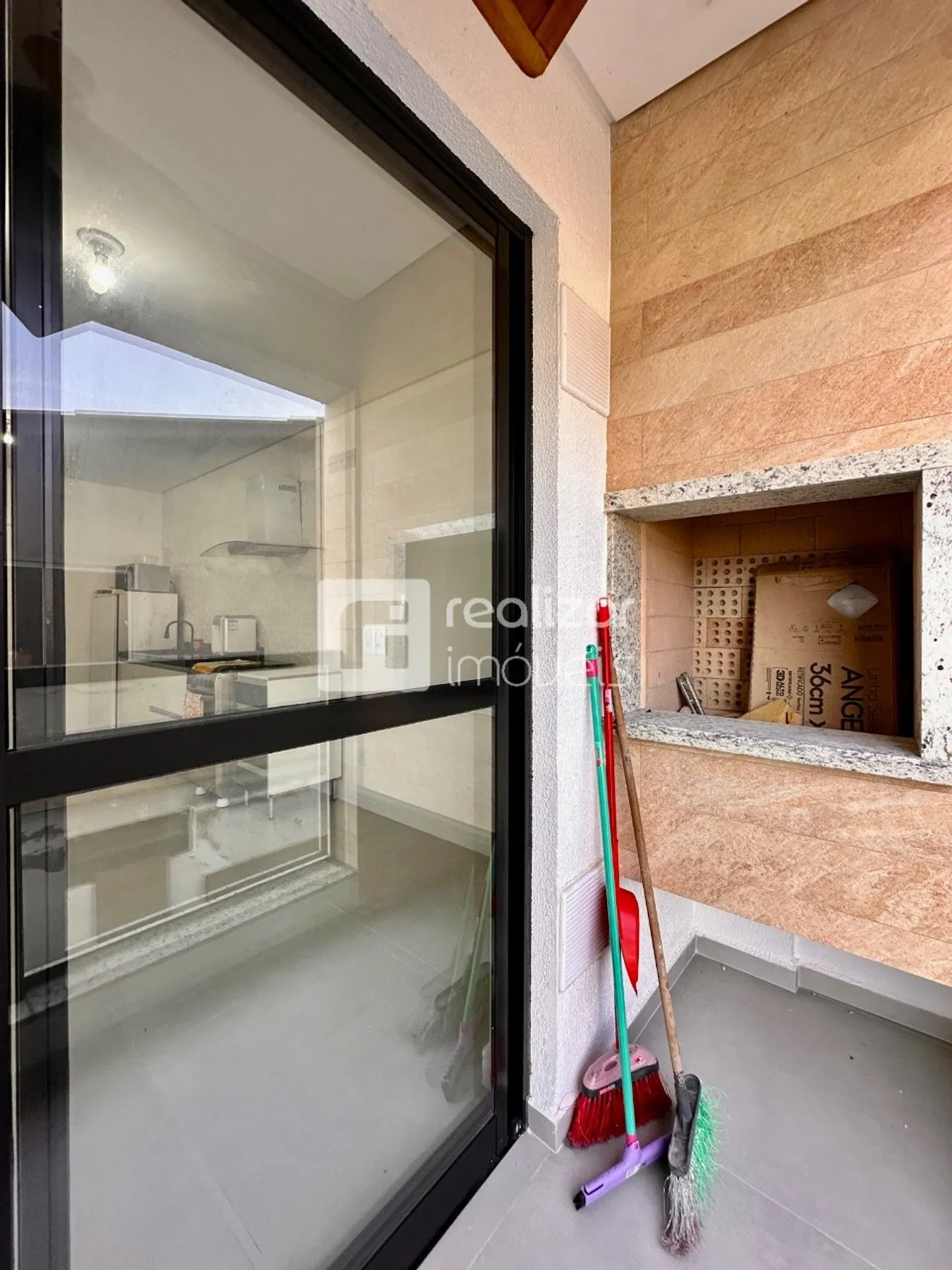 Furnished 2-bedroom apartment with integrated kitchen — photo 60
