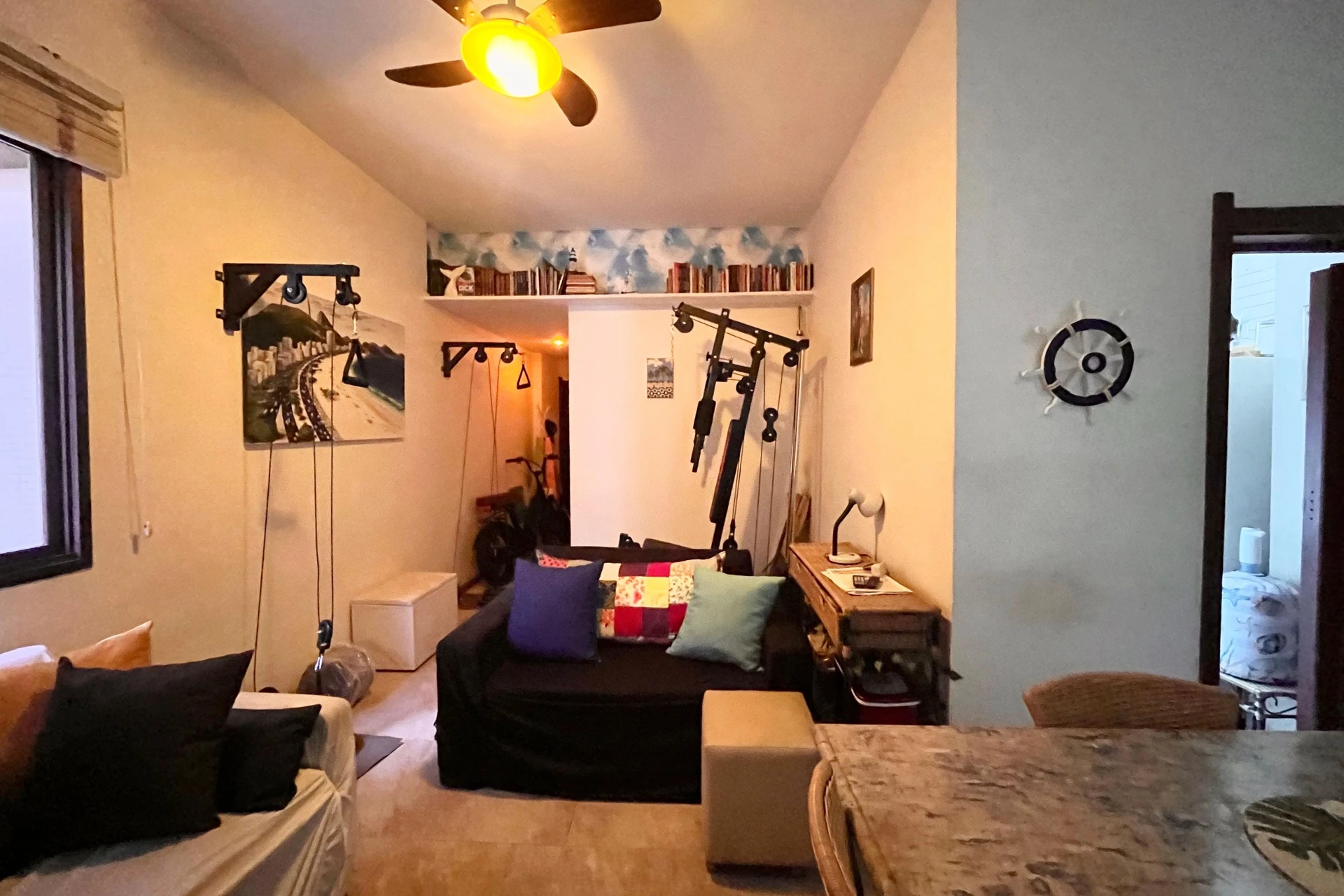 2-bedroom apartment with 1 bathroom and a balcony — photo 14