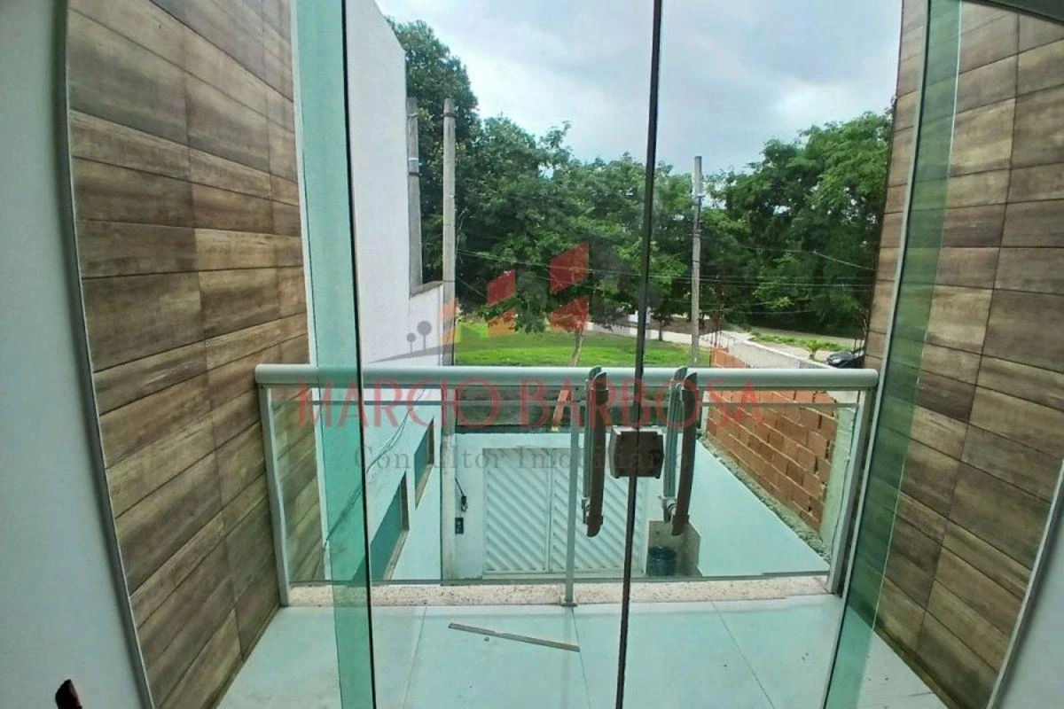 House, 85 m², with wood or laminate floors — photo 9