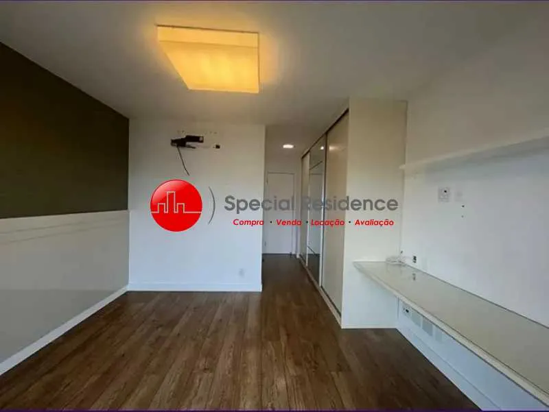 Apartment with 4 bedrooms, 5 bathrooms and 3 parking spots — photo 27
