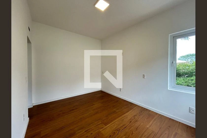 Casa com 4 quartos e jardim privativo — photo 11