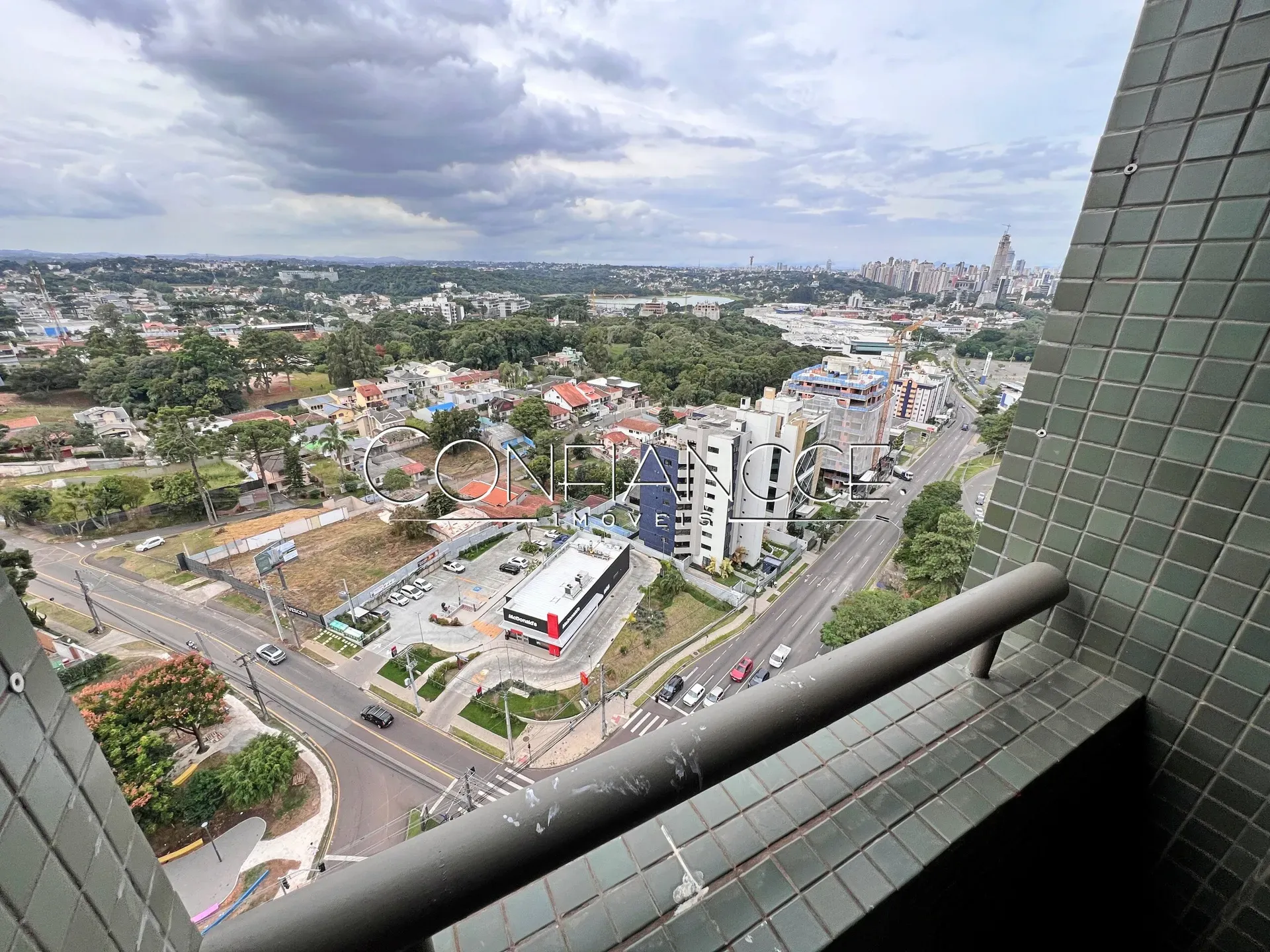 Apartamento de 463 m² con 3 suites y 4 plazas — photo 20