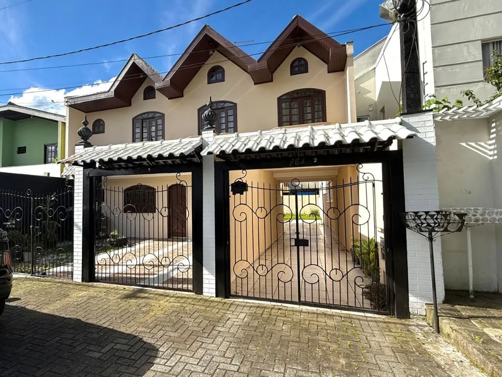 Будинок: 3 спальні, 1 з власною ванною кімнатою, 150 м² — photo 2