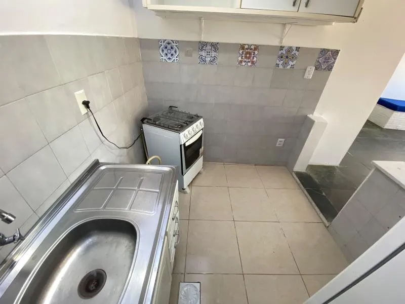 Apartamento mobiliado de 60 m² com 2 dormitórios e 1 banheiro — photo 4