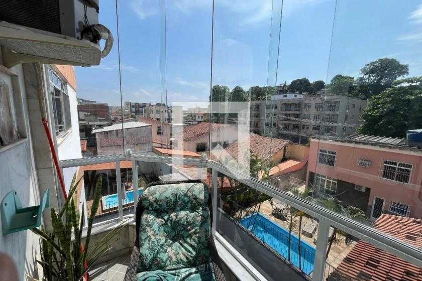 Furnished apartment, 131 m², with a glass-enclosed balcony — photo 11