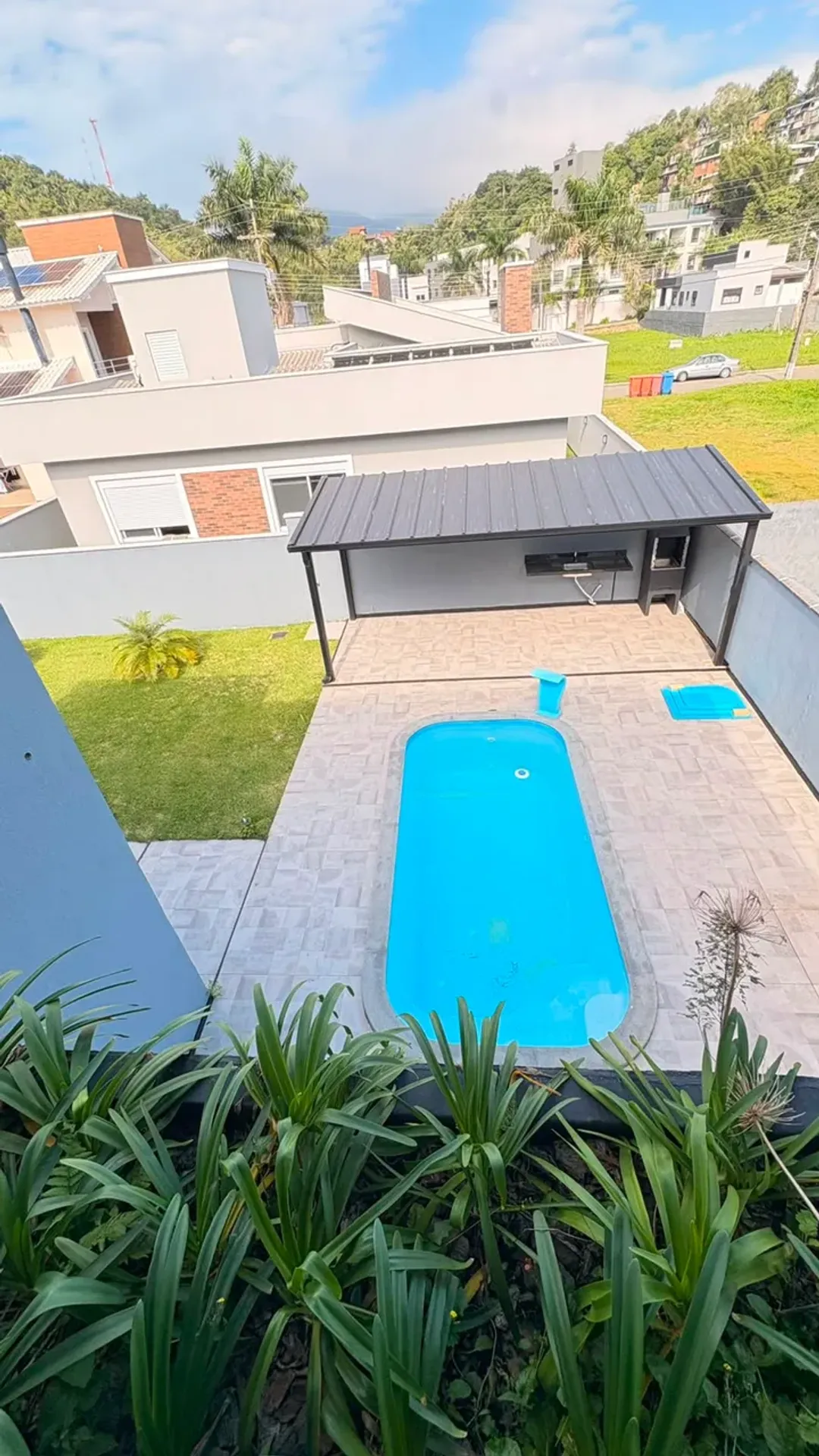 5-suite house with open-plan kitchen and 480 m² — photo 40