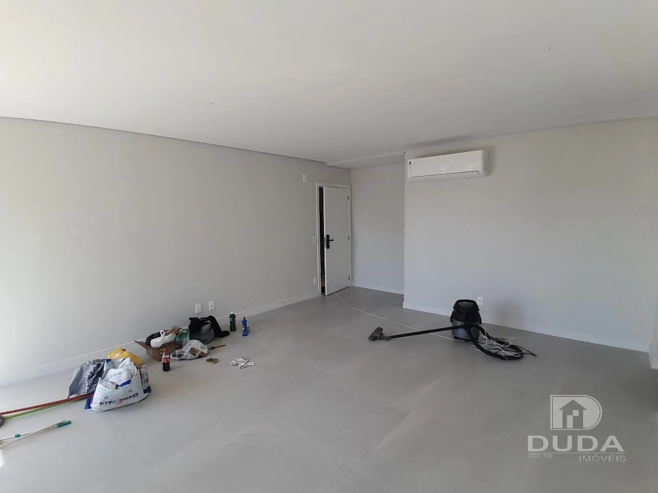2-bedroom apartment with a water view in Florianópolis — photo 4