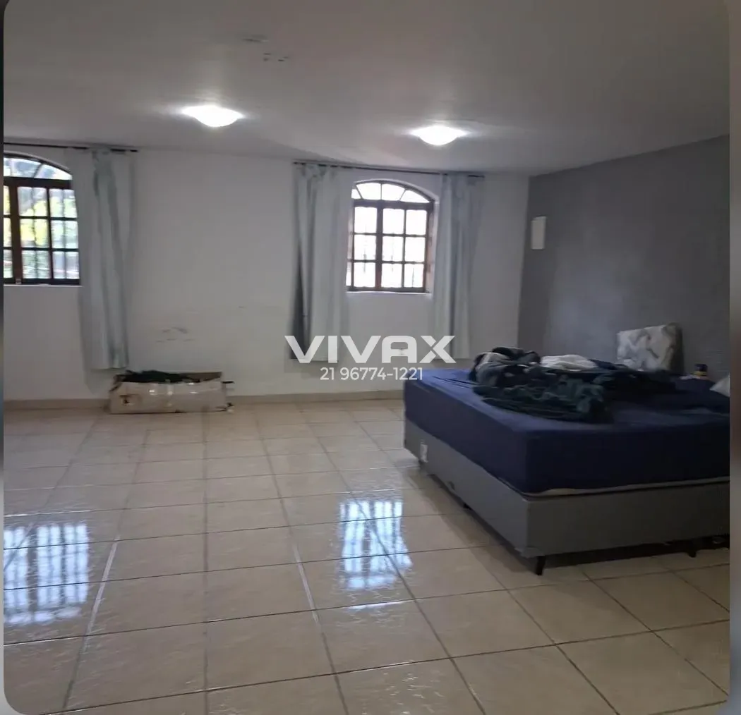 Garden in a 5-bedroom house, 415 m² — photo 2