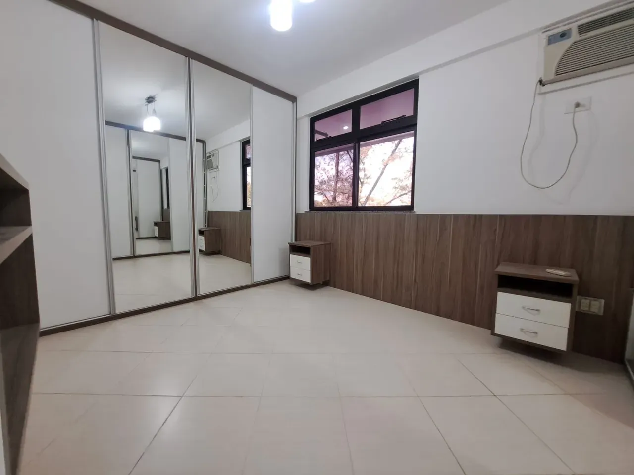 Home office in a 2-bedroom apartment, 92 m² — photo 6