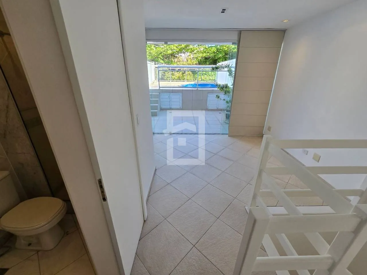 Triplex house with 4 bedrooms and 2 en-suites — photo 48