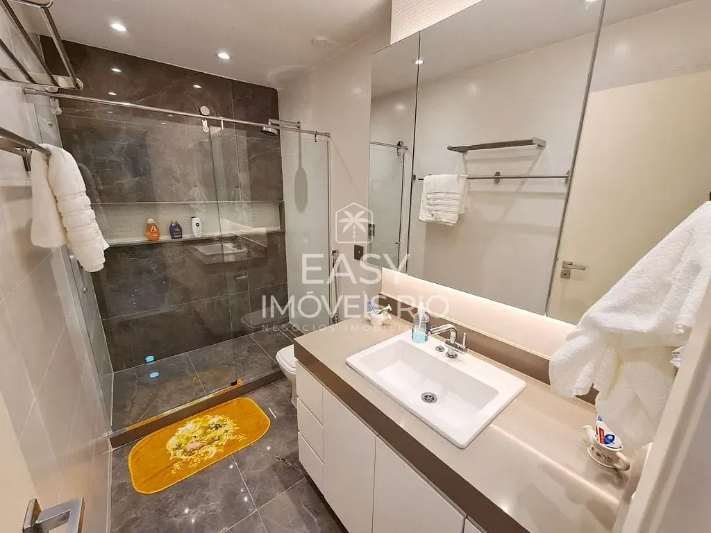 Apartment with 3 bedrooms, 4 bathrooms and parking — photo 26