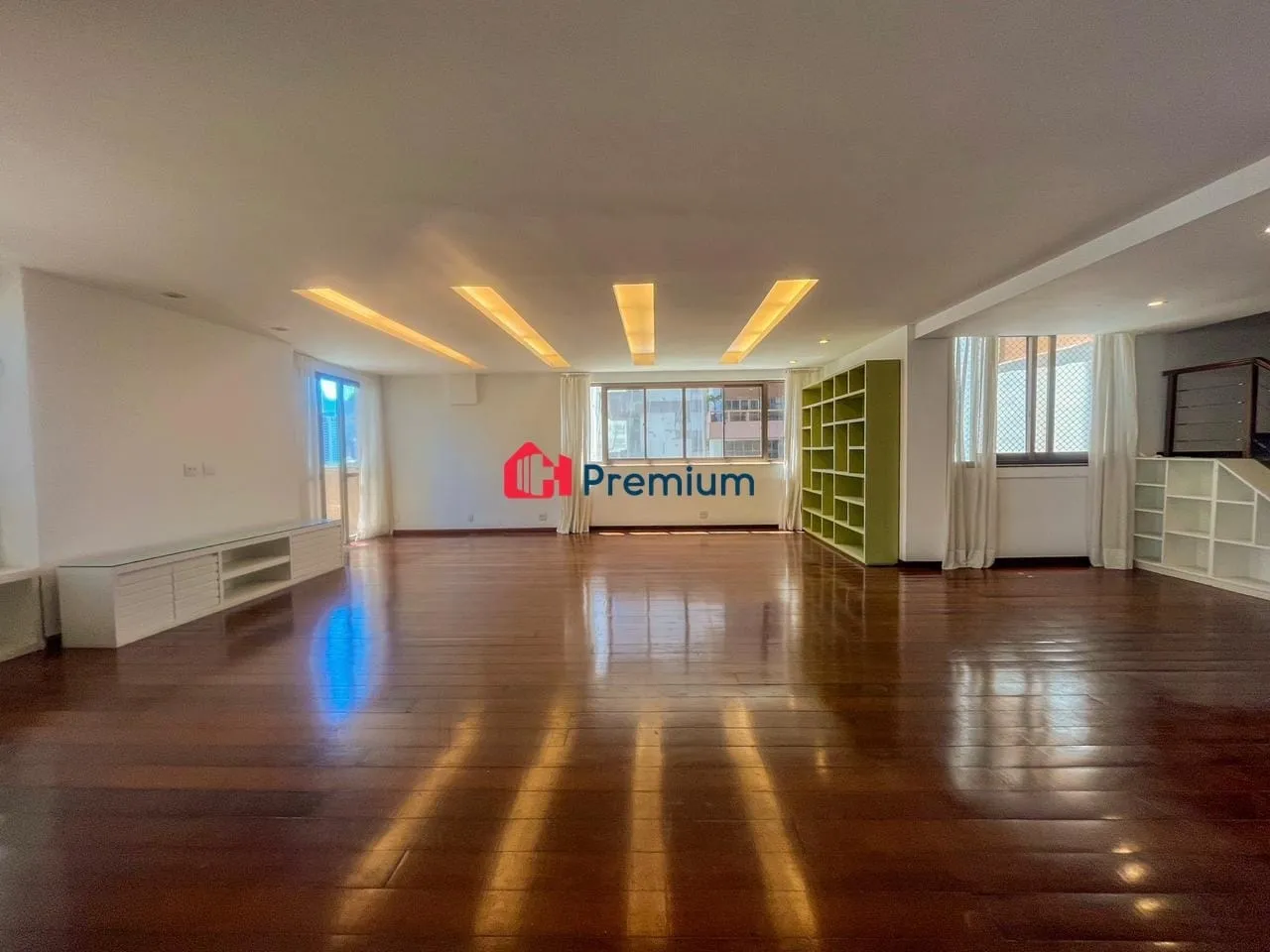 Apartamento para locação com 4 quartos e 4 banheiros — photo 2