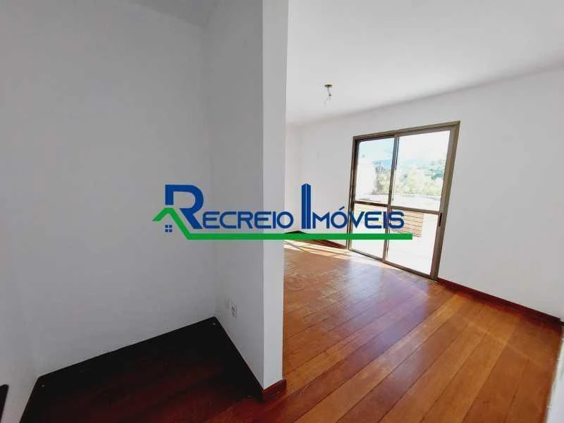 Apartamento, 217 m², com piso de madeira ou laminado — photo 18