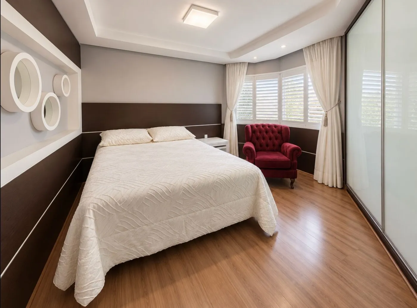 Ванна и 4 спальни: дом 350 м² — photo 7