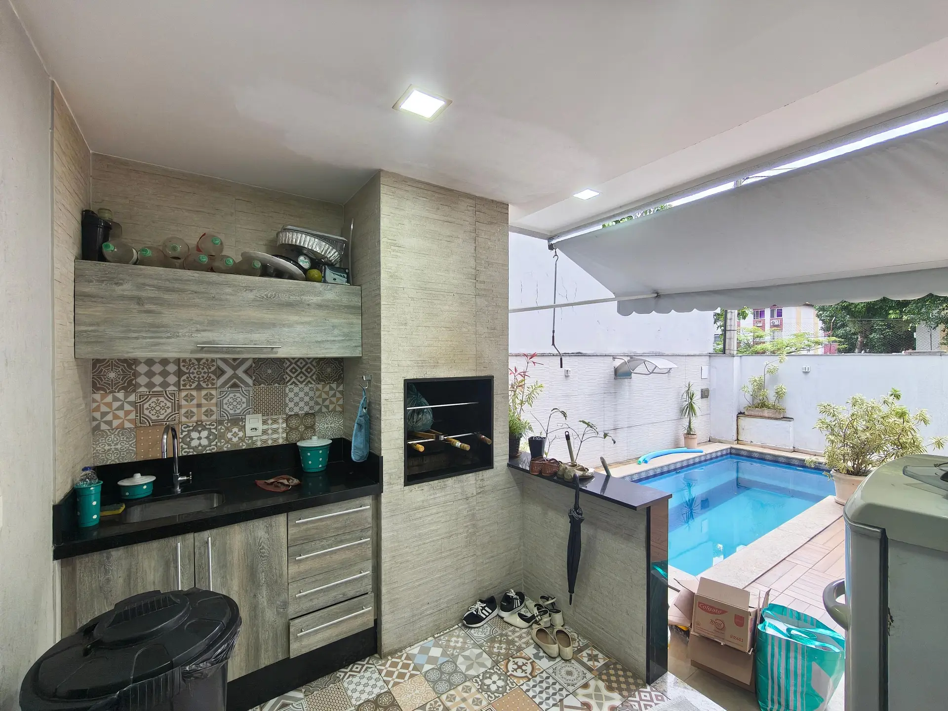 Furnished house, 220 m², with a bathtub — photo 23