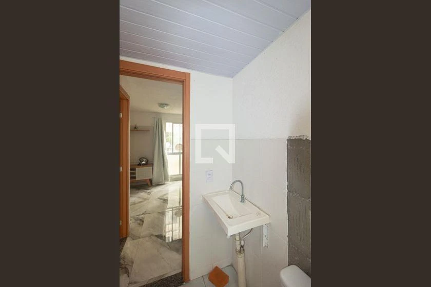 2-bedroom apartment in a building with a pool — photo 4