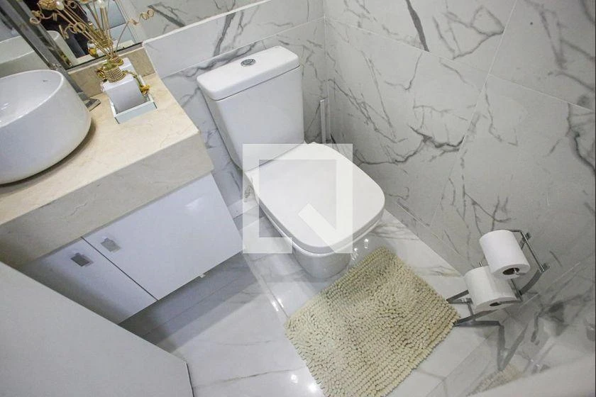 Furnished house with 4 bedrooms and 167 m² — photo 24
