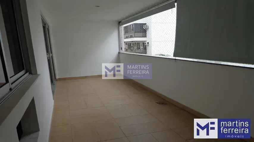 Apartamento sem mobília com 2 quartos e cozinha fechada — photo 2