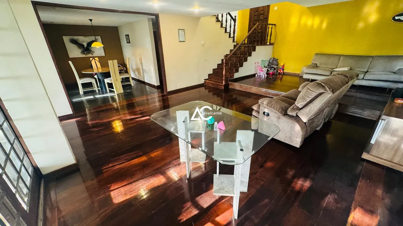 House with 4 bedrooms and 4 bathrooms plus balcony grill — photo 6