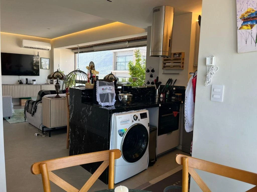 Furnished 66 m² apartment with 2 en-suite bedrooms — photo 18