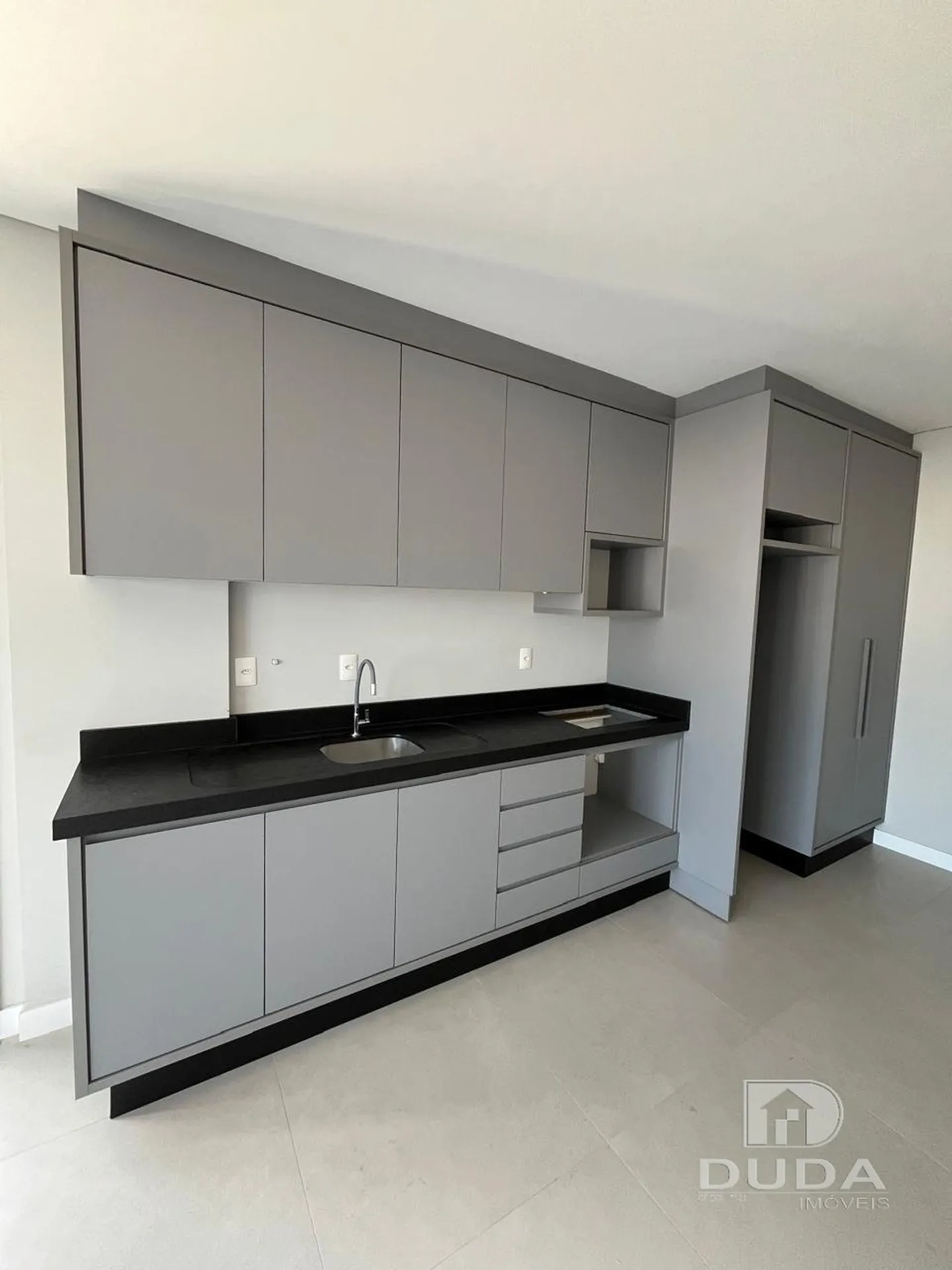 Furnished 1-bedroom apartment with 87 m² — photo 2