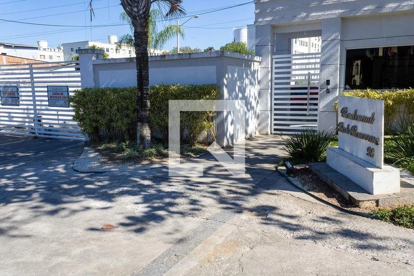 2-bedroom apartment with a closed kitchen and gas stove — photo 48