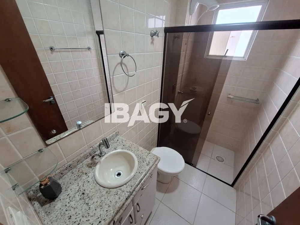 Furnished 93 m² apartment with 2 bedrooms and suite — photo 10