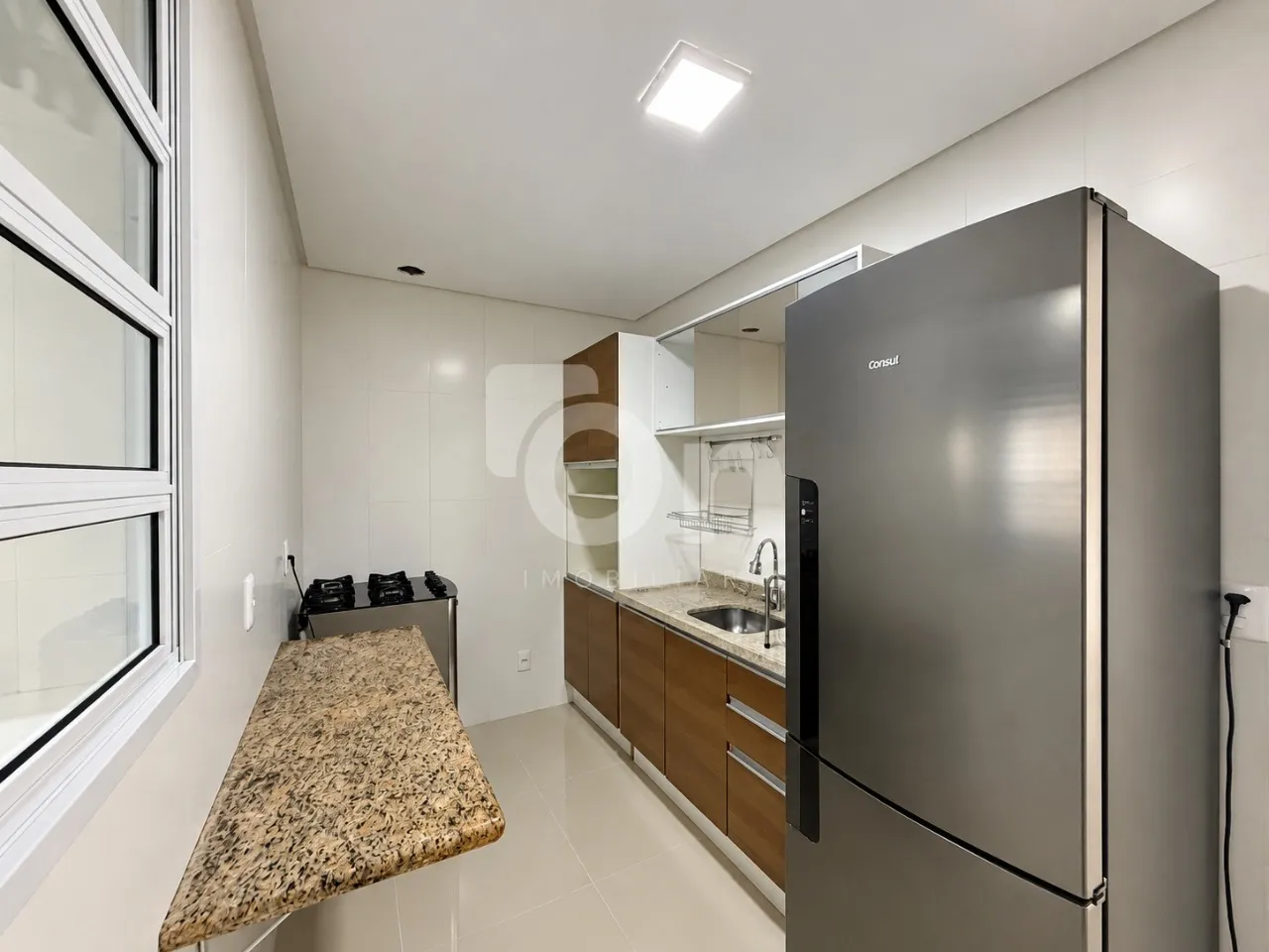 3-bedroom apartment in a building with a gym — photo 3