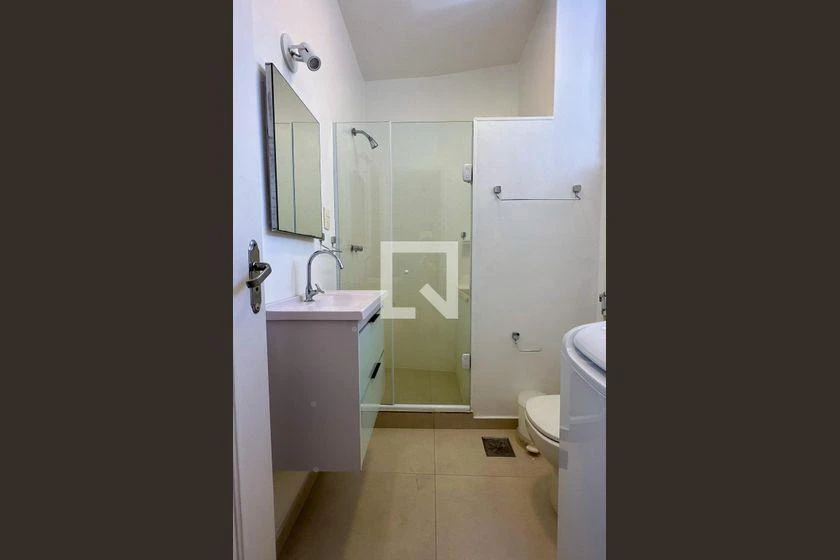Furnished 1-bedroom apartment with 70 m² — photo 6