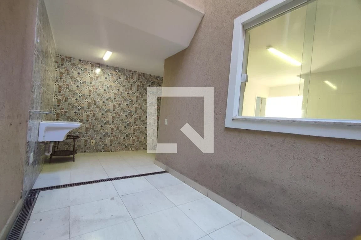 Unfurnished house with 3 bedrooms and 4 bathrooms — photo 66