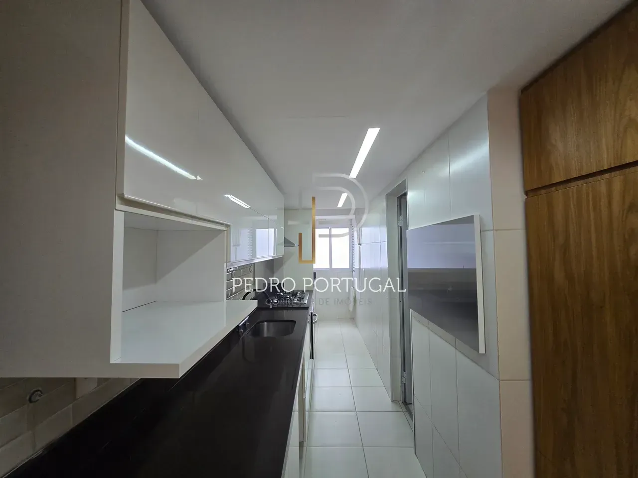 Apartamento de 107 m² com 4 quartos e 3 banheiros — photo 2