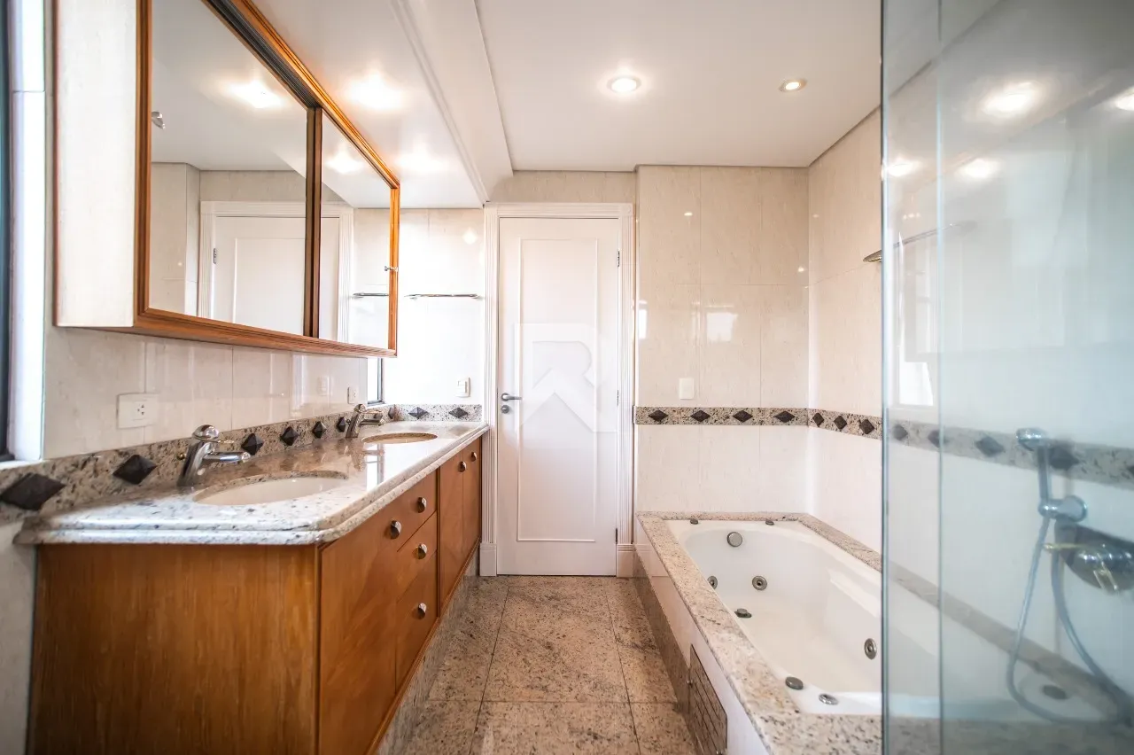 Apartamento de 4 dormitorios, 250 m², 4 baños y 4 plazas — photo 27