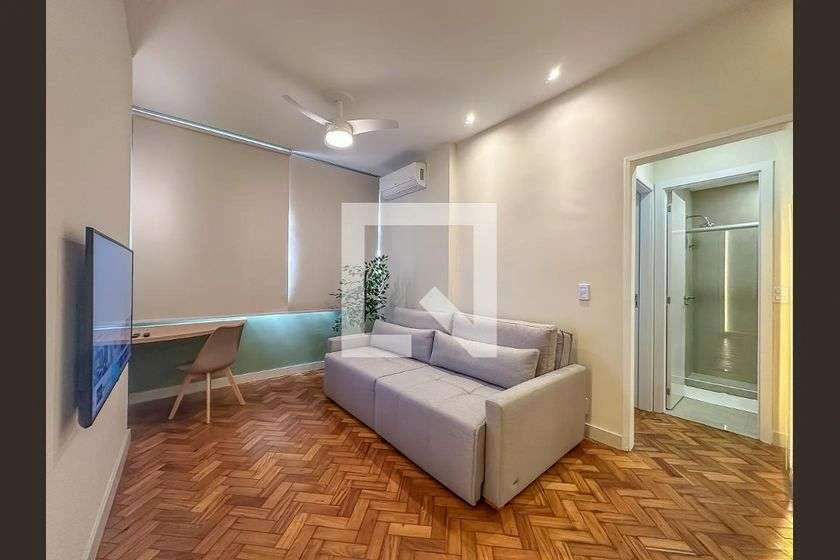 1 quarto e janelas do piso ao teto: apartamento de 40 m² — photo 10