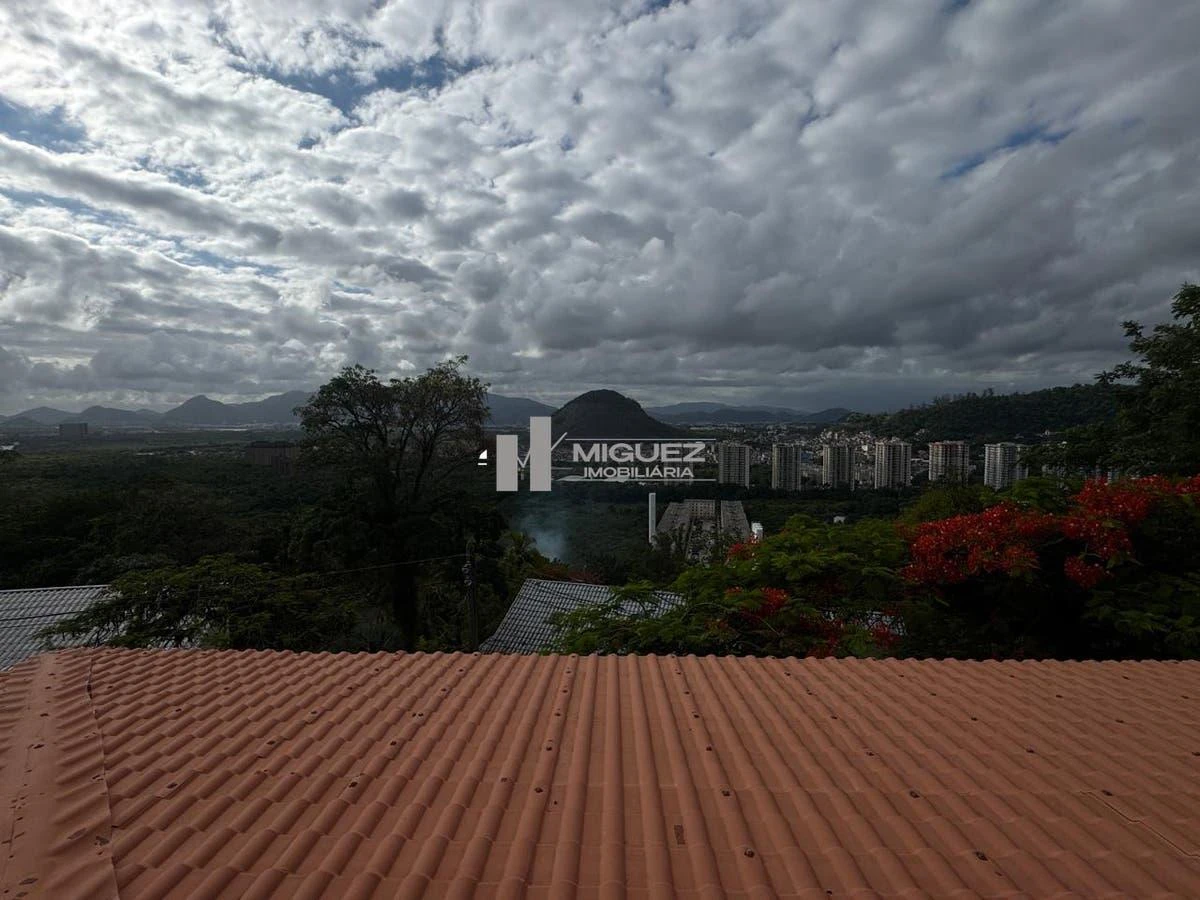 Water view in a 4-bedroom house, 340 m² — photo 4