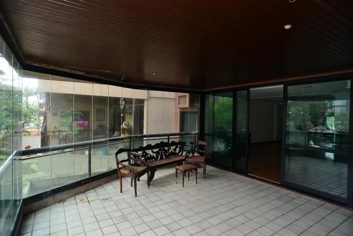Rentable apartment with 4 bedrooms and a balcony — photo 26