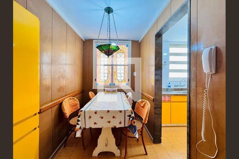 Furnished apartment, 348 m², with a glass-enclosed balcony — photo 2
