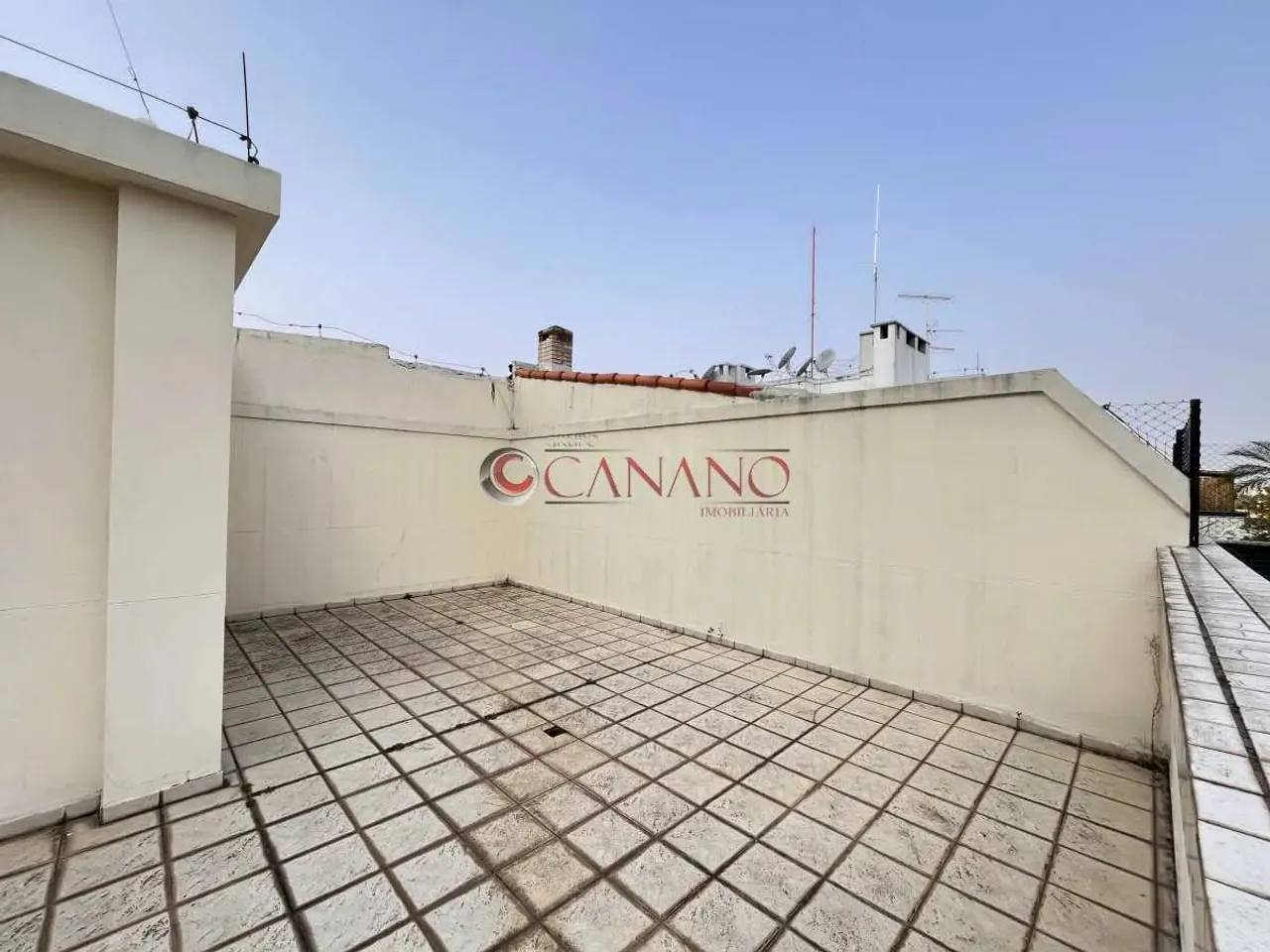 Duplex penthouse with 2 bedrooms and 2 bathrooms — photo 17