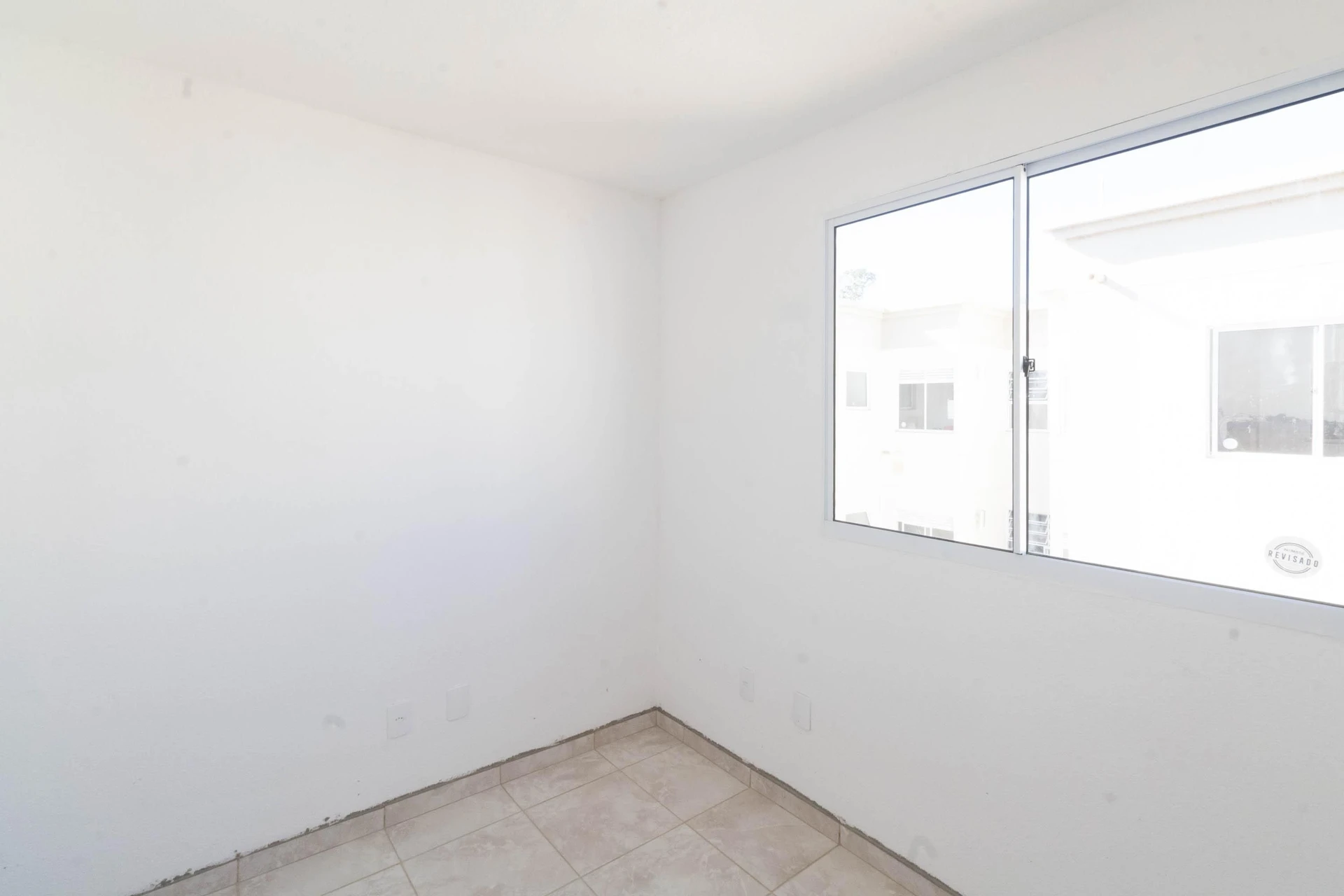 Apartamento de 2 dormitorios y baño con ducha de vidrio — photo 38