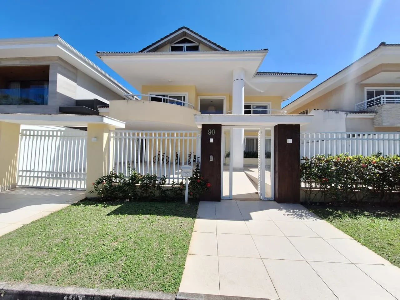Furnished house with 4 bedrooms and 5 bathrooms — photo 5