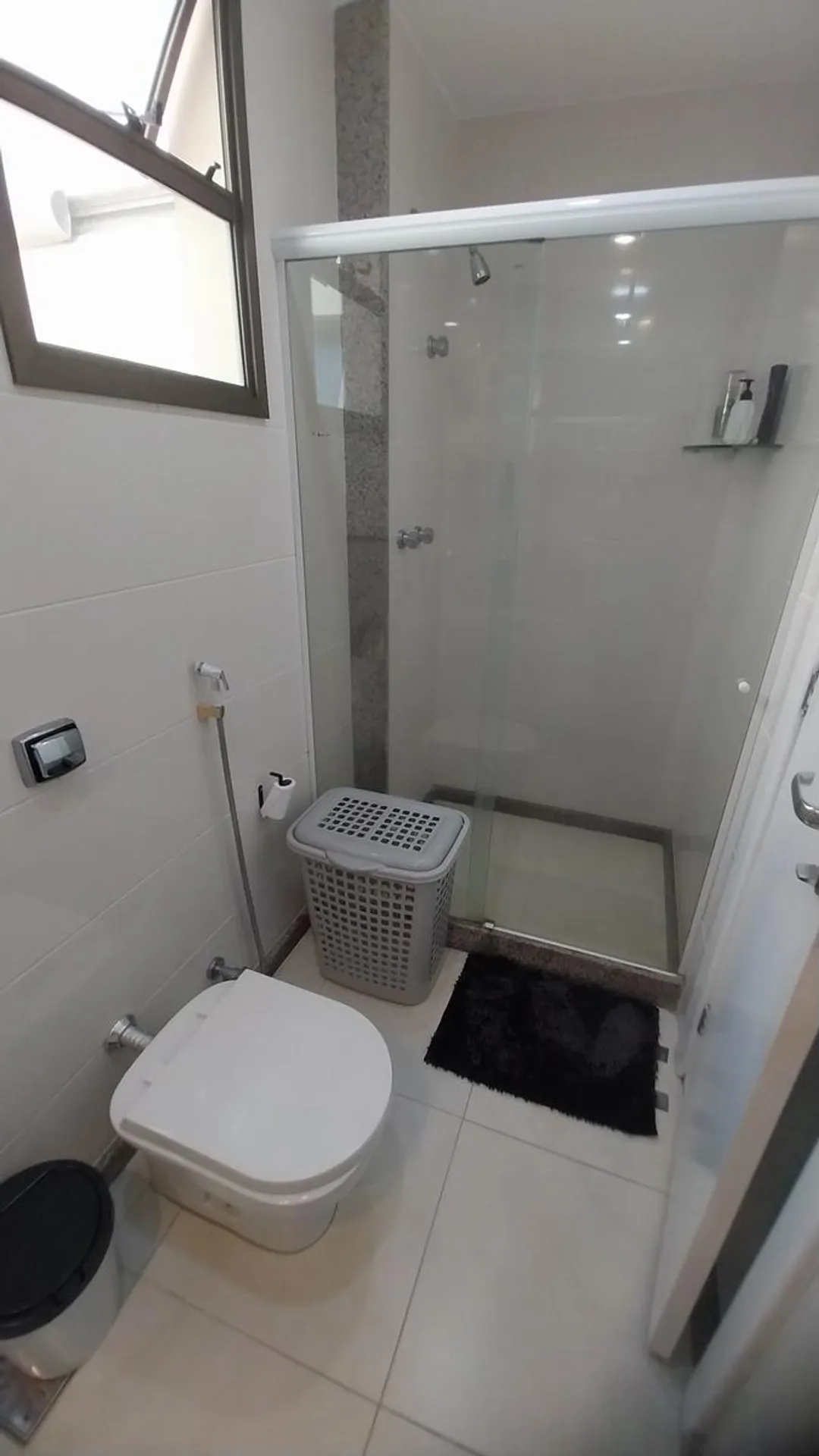 Unfurnished apartment with 4 bedrooms and 5 bathrooms — photo 43