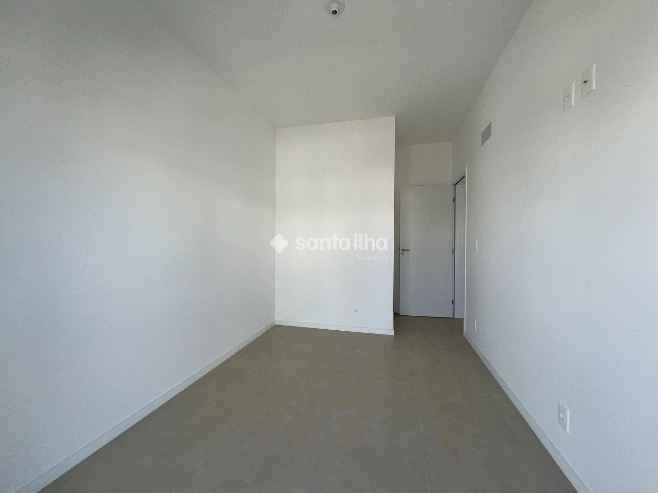 Квартира 170 м² з видом на воду та балконом із грилем — photo 21