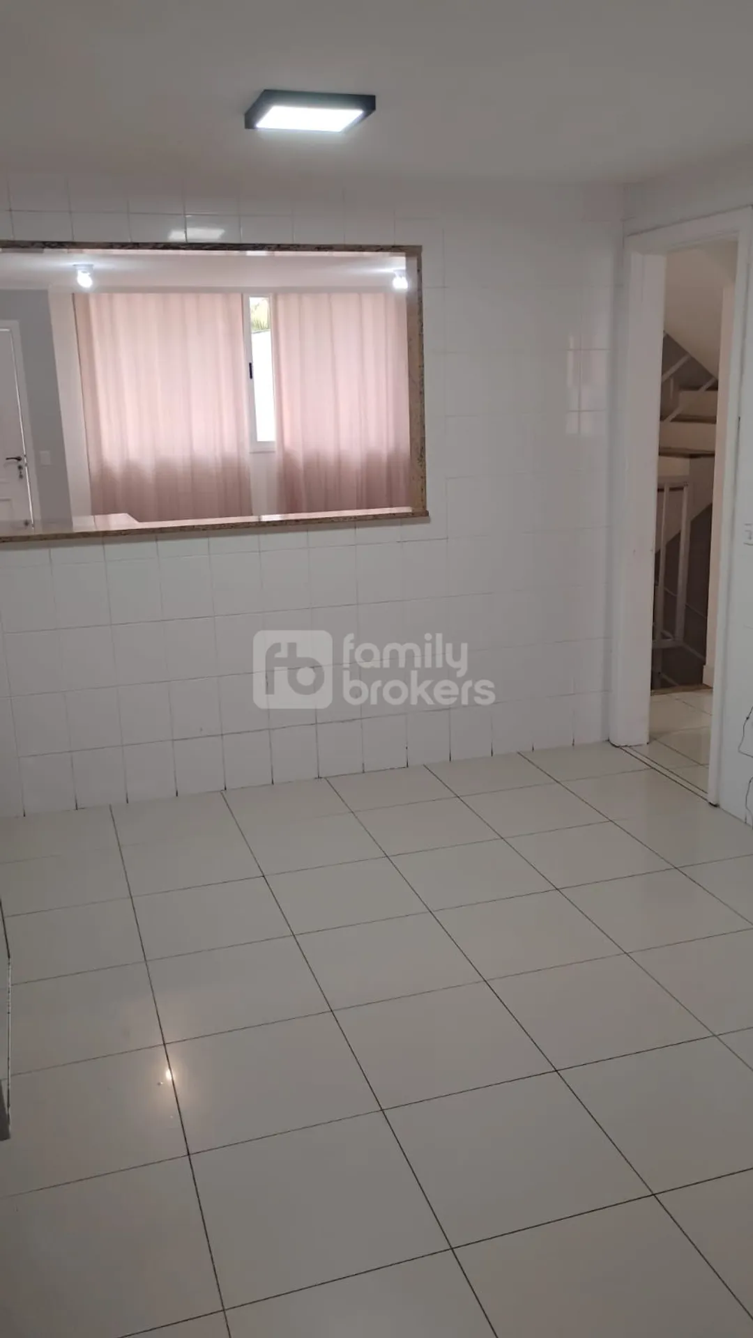 Casa, 300 m², com varanda gourmet — photo 26