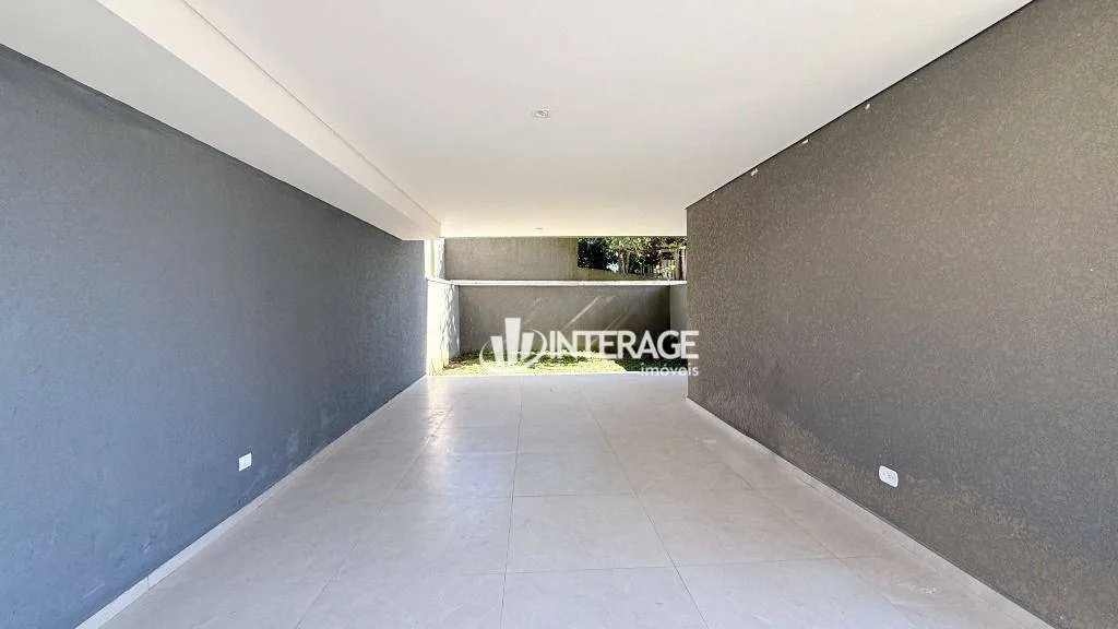 House with 3 bedrooms and 175 m², no parking — photo 31