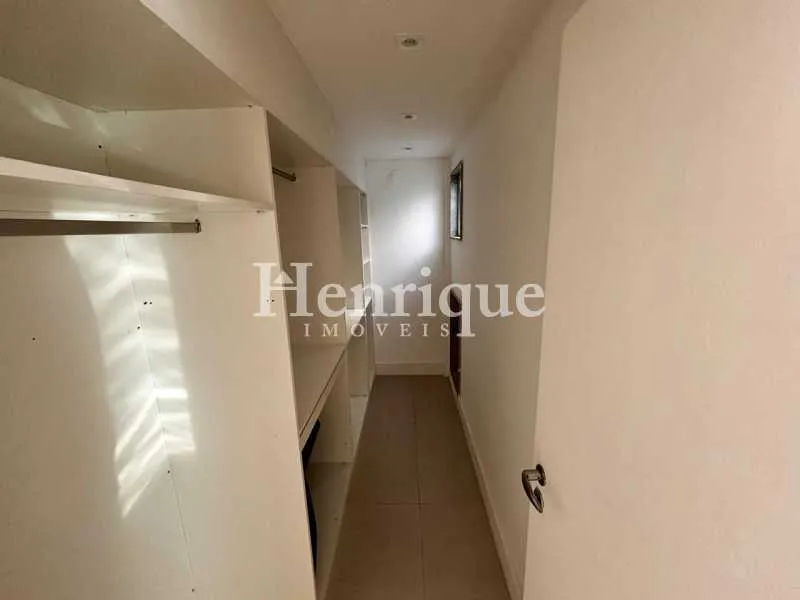 Triplex penthouse with 3 bedrooms and 3 bathrooms — photo 8